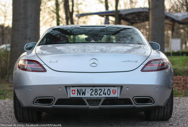 Mercedes-Benz SLS AMG