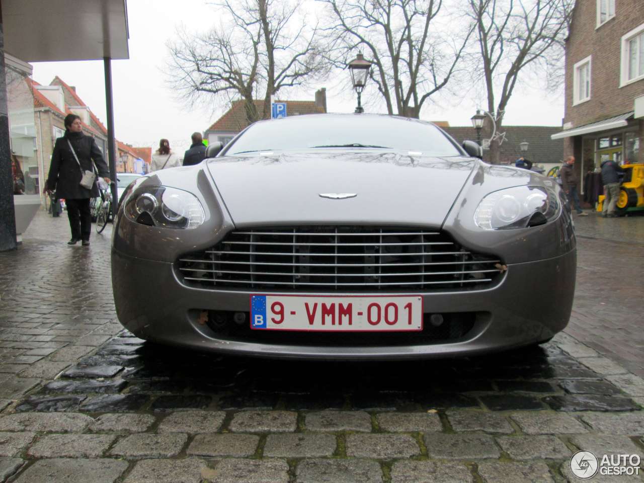 Aston Martin V8 Vantage