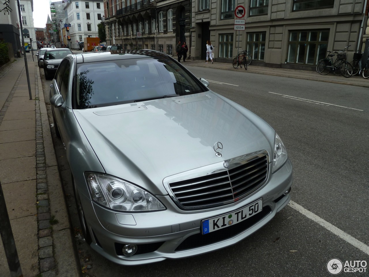 Mercedes-Benz S 63 AMG W221