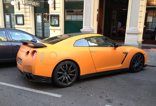 Nissan GT-R 2012