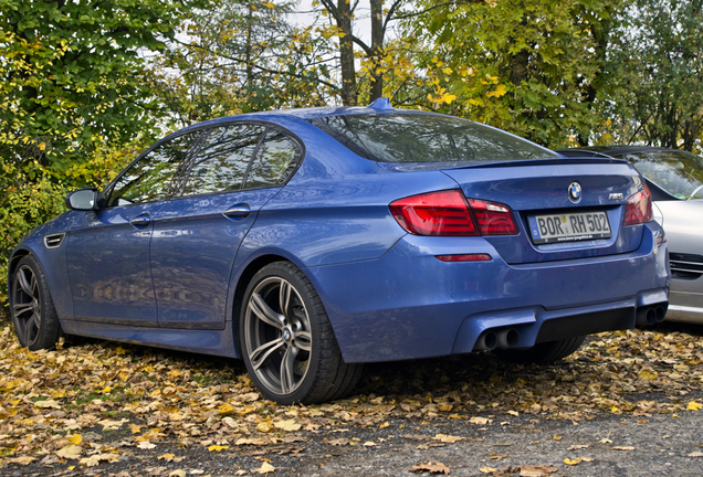 BMW M5 F10 2011