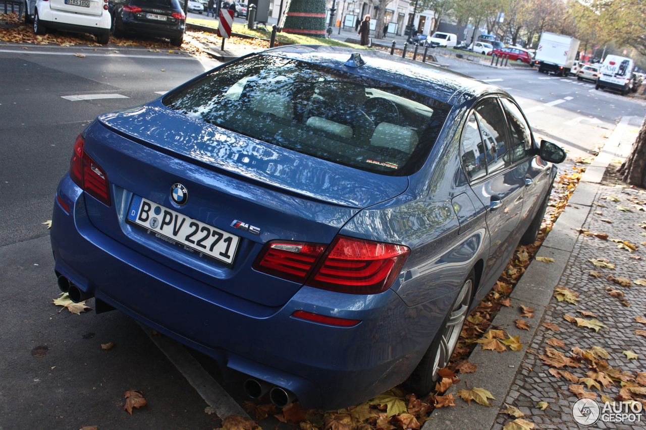 BMW M5 F10 2011