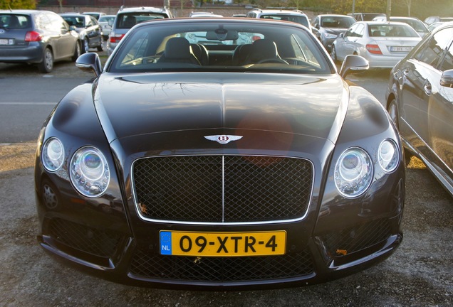 Bentley Continental GTC V8