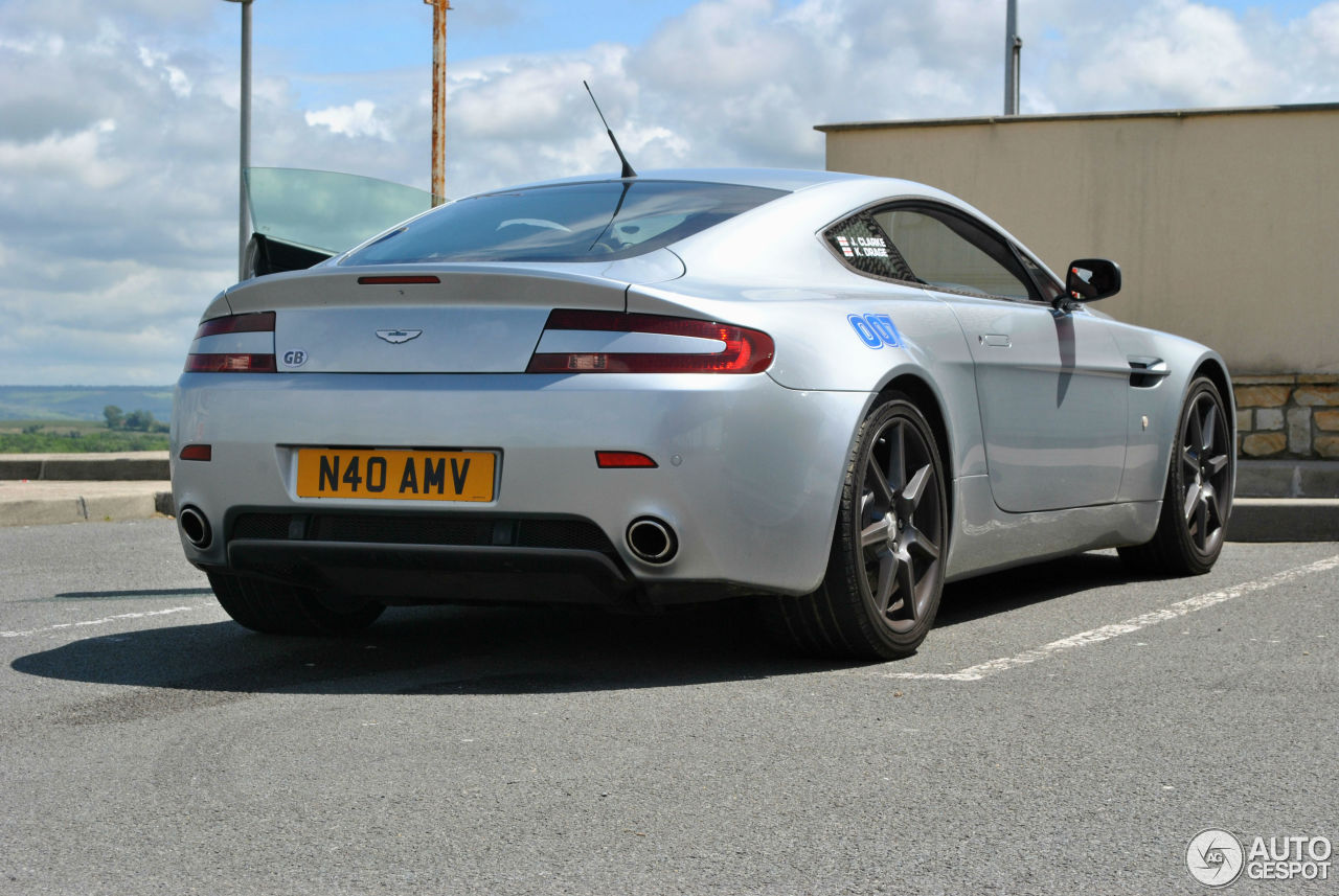 Aston Martin V8 Vantage