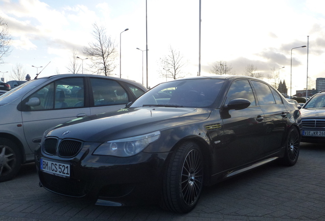 BMW M5 E60 2005