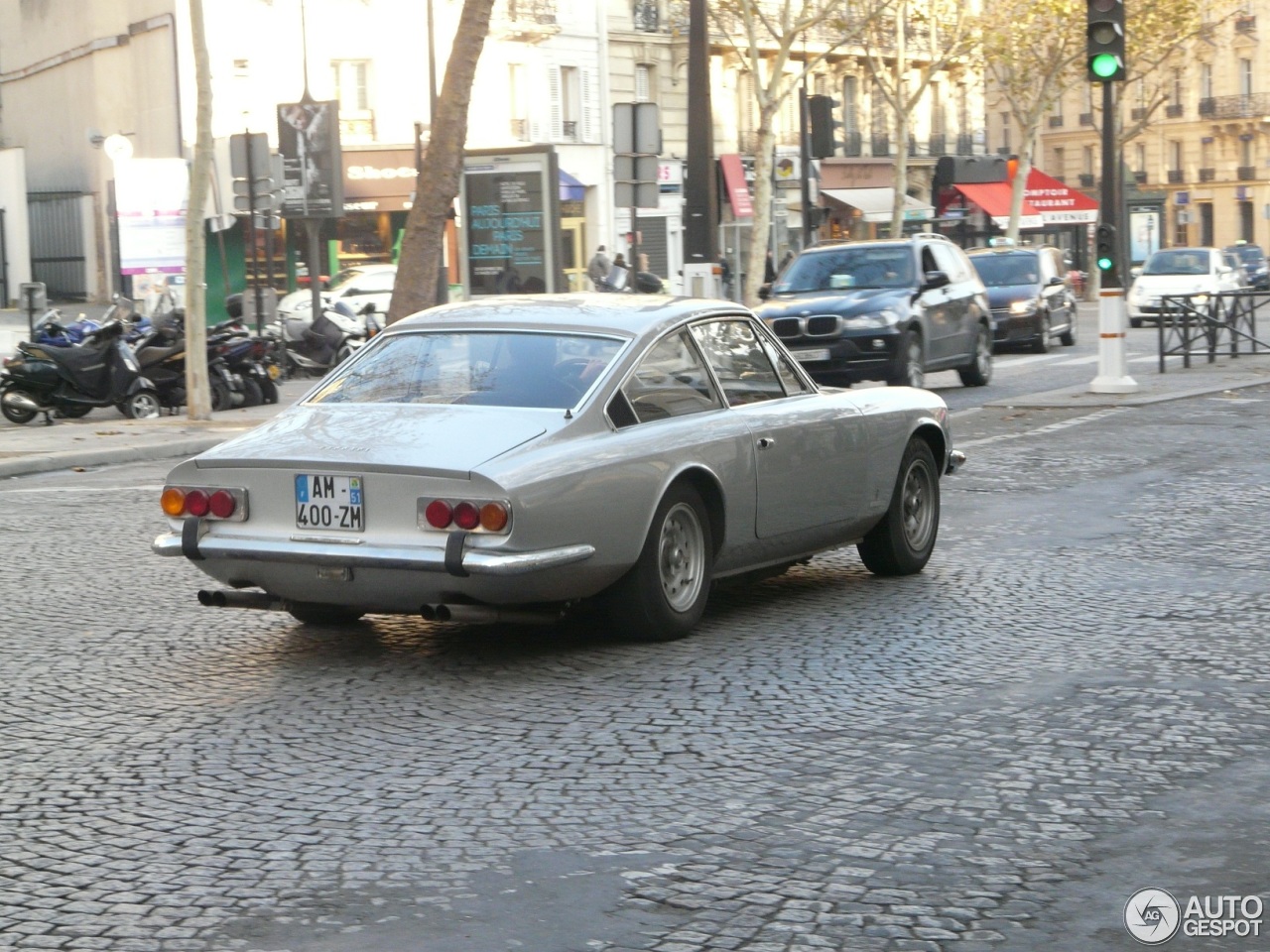 Ferrari 365 GT 2+2