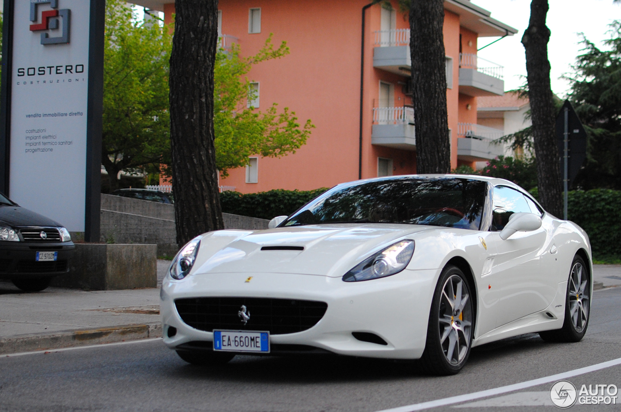 Ferrari California