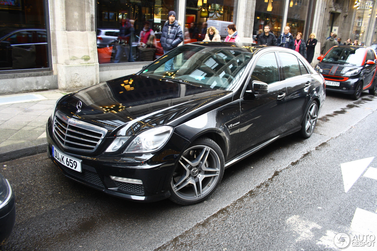 Mercedes-Benz E 63 AMG W212 V8 Biturbo