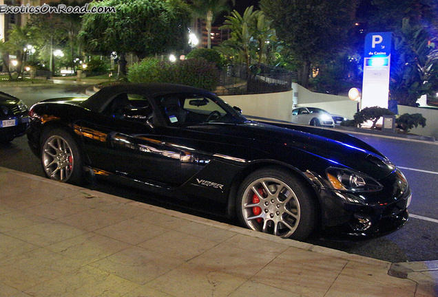 Dodge Viper SRT-10 Roadster 2003