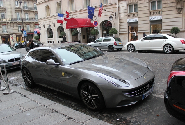 Ferrari FF