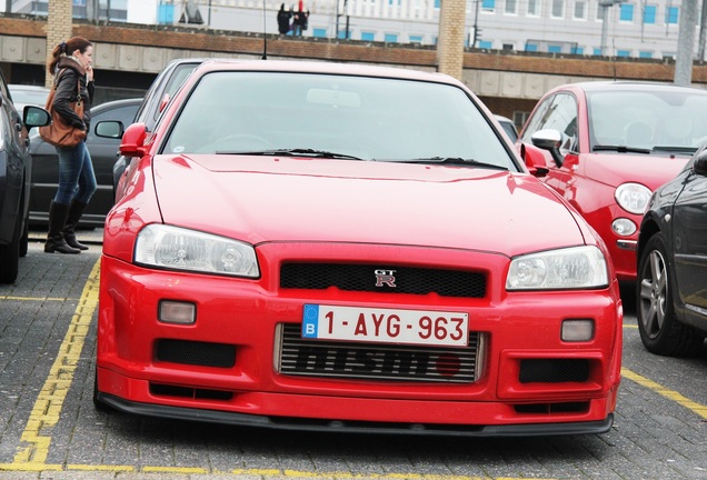 Nissan Skyline R34 GT-R