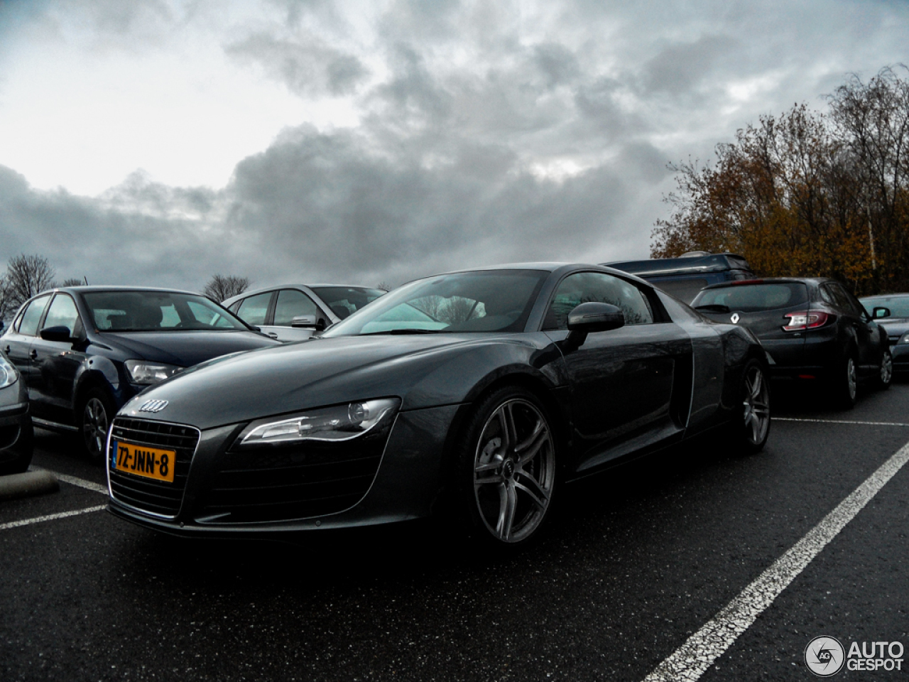 Audi R8