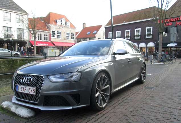 Audi RS4 Avant B8