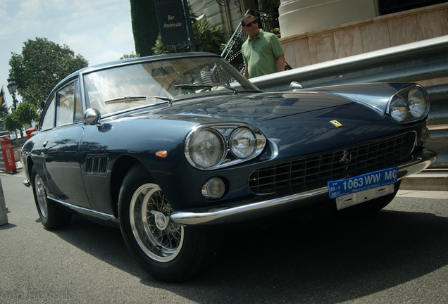 Ferrari 330 GT 2+2 Series I