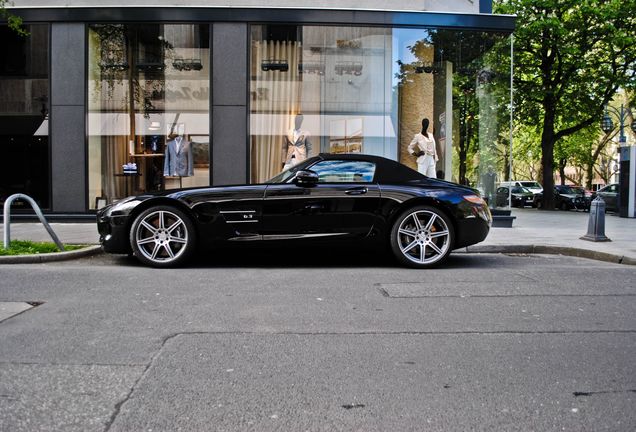 Mercedes-Benz SLS AMG Roadster