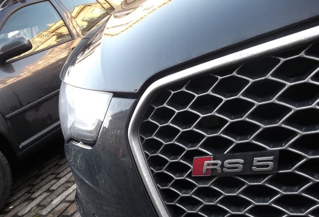 Audi RS5 B8 2012