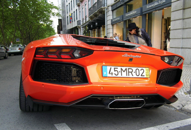 Lamborghini Aventador LP700-4