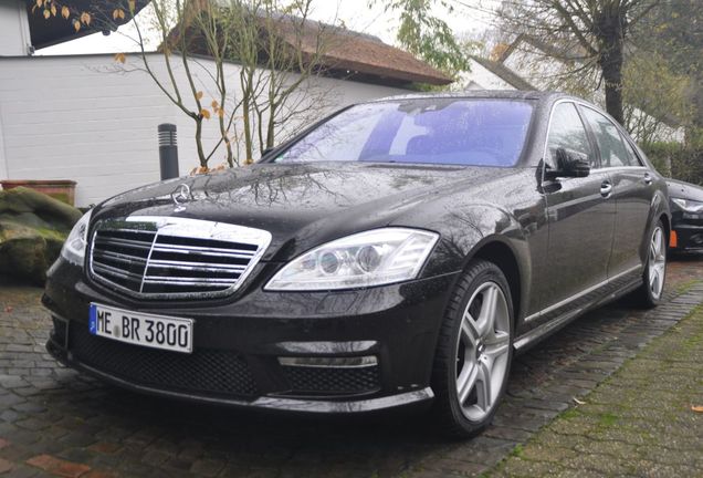 Mercedes-Benz S 65 AMG V221 2010