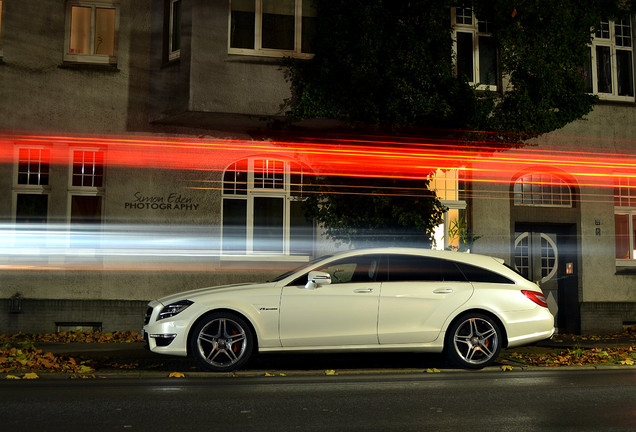 Mercedes-Benz CLS 63 AMG X218 Shooting Brake