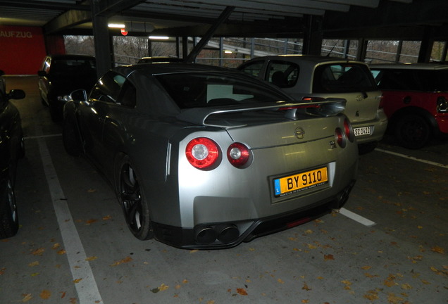 Nissan GT-R 2011