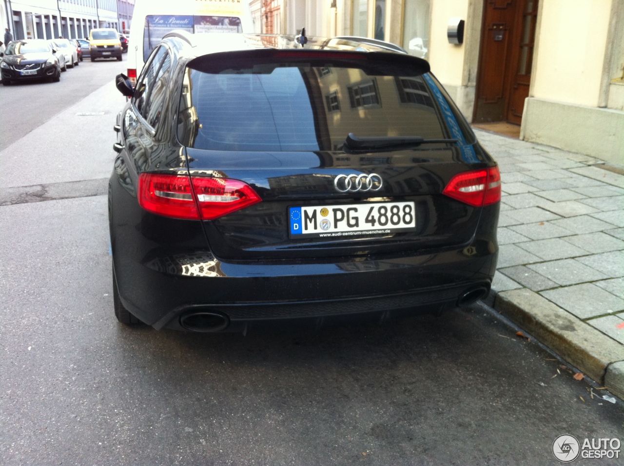 Audi RS4 Avant B8