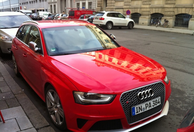 Audi RS4 Avant B8