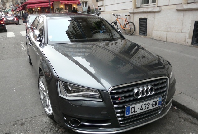 Audi S8 D4