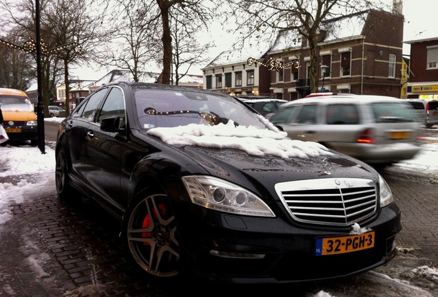 Mercedes-Benz S 63 AMG W221 2011