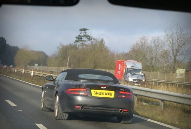 Aston Martin DB9 Volante