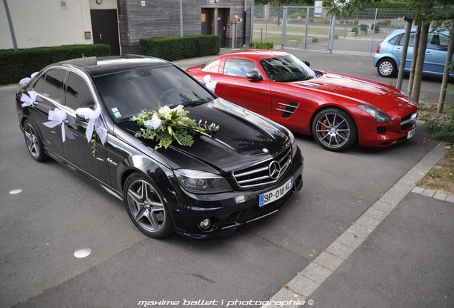 Mercedes-Benz SLS AMG