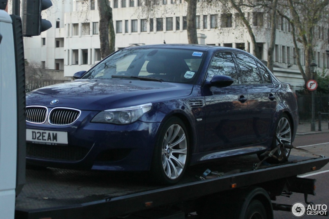 BMW M5 E60 2005