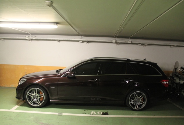 Mercedes-Benz E 63 AMG S212