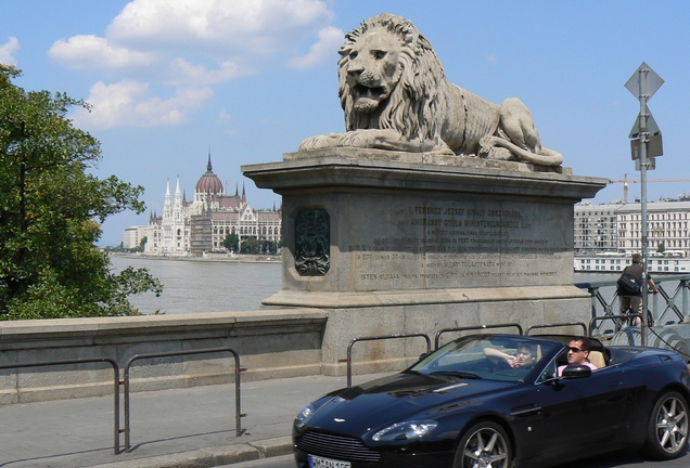 Aston Martin V8 Vantage Roadster