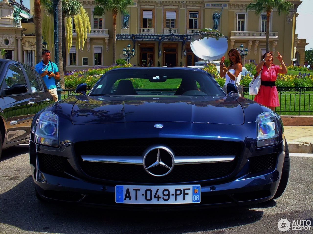 Mercedes-Benz SLS AMG