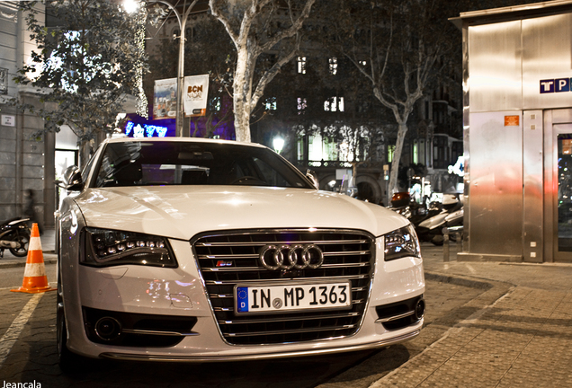 Audi S8 D4