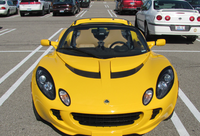 Lotus Elise S2 111R (Federal Elise)