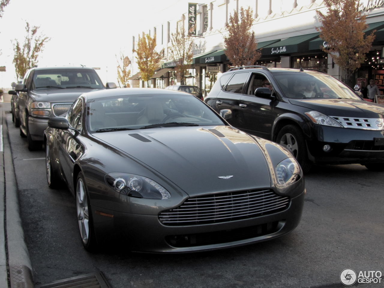 Aston Martin V8 Vantage