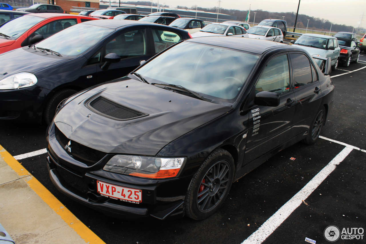 Mitsubishi Lancer Evolution IX