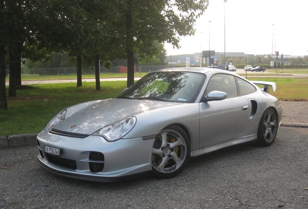 Porsche 996 GT2