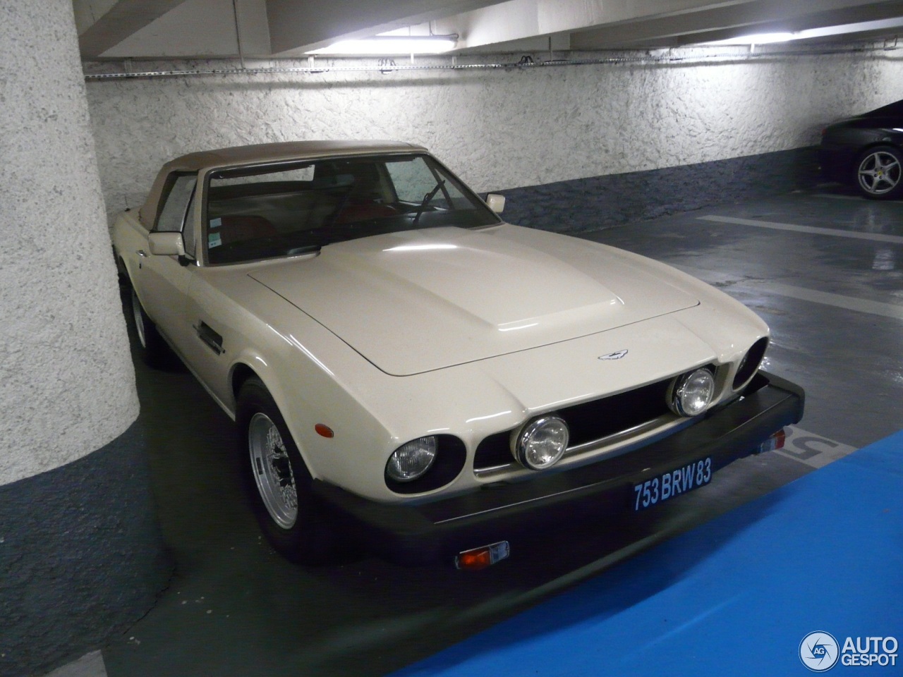 Aston Martin V8 Volante 1978-1990