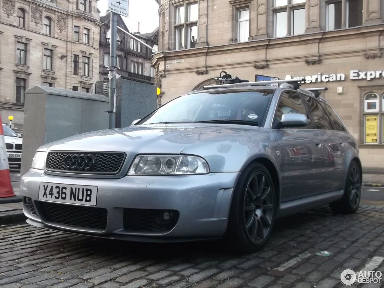 Audi RS4 Avant B5