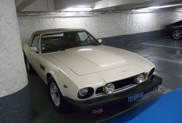 Aston Martin V8 Volante 1978-1990