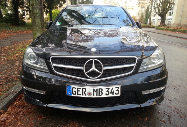 Mercedes-Benz C 63 AMG W204 2012