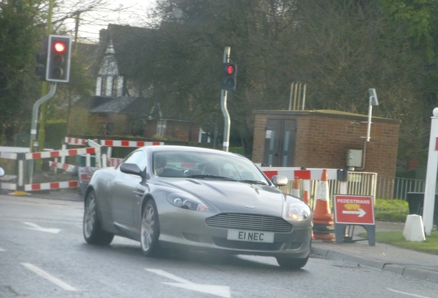 Aston Martin DB9