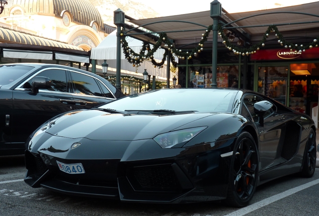 Lamborghini Aventador LP700-4