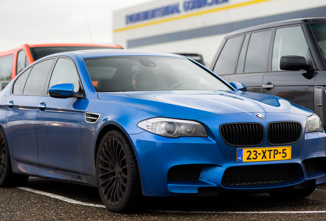 BMW M5 F10 2011