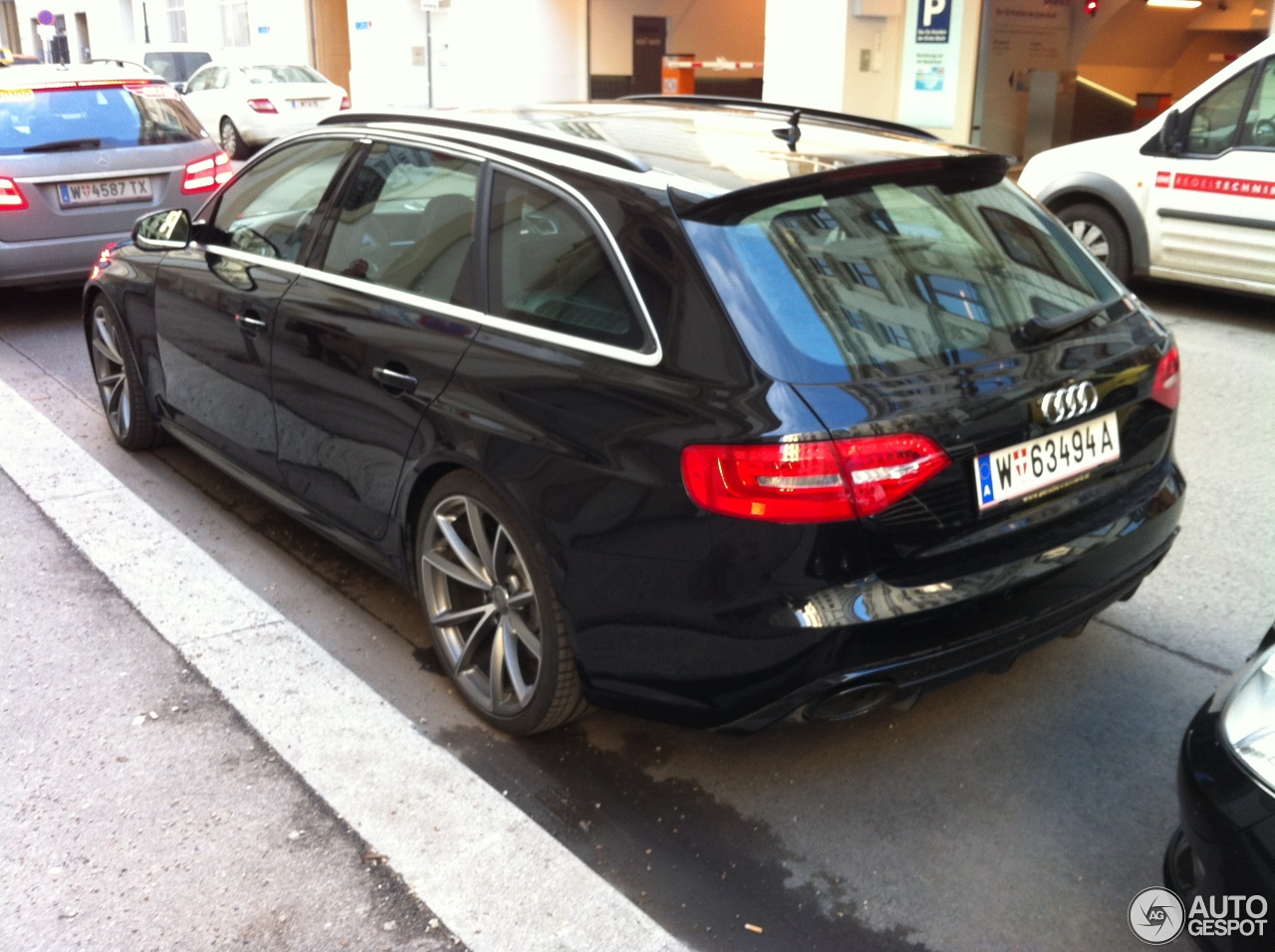 Audi RS4 Avant B8