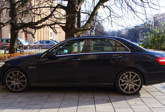 Mercedes-Benz E 63 AMG W212 V8 Biturbo