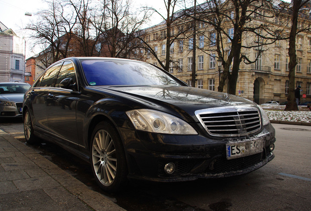 Mercedes-Benz S 63 AMG W221