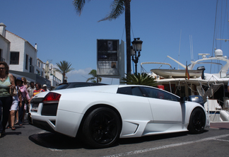 Lamborghini Murciélago LP640